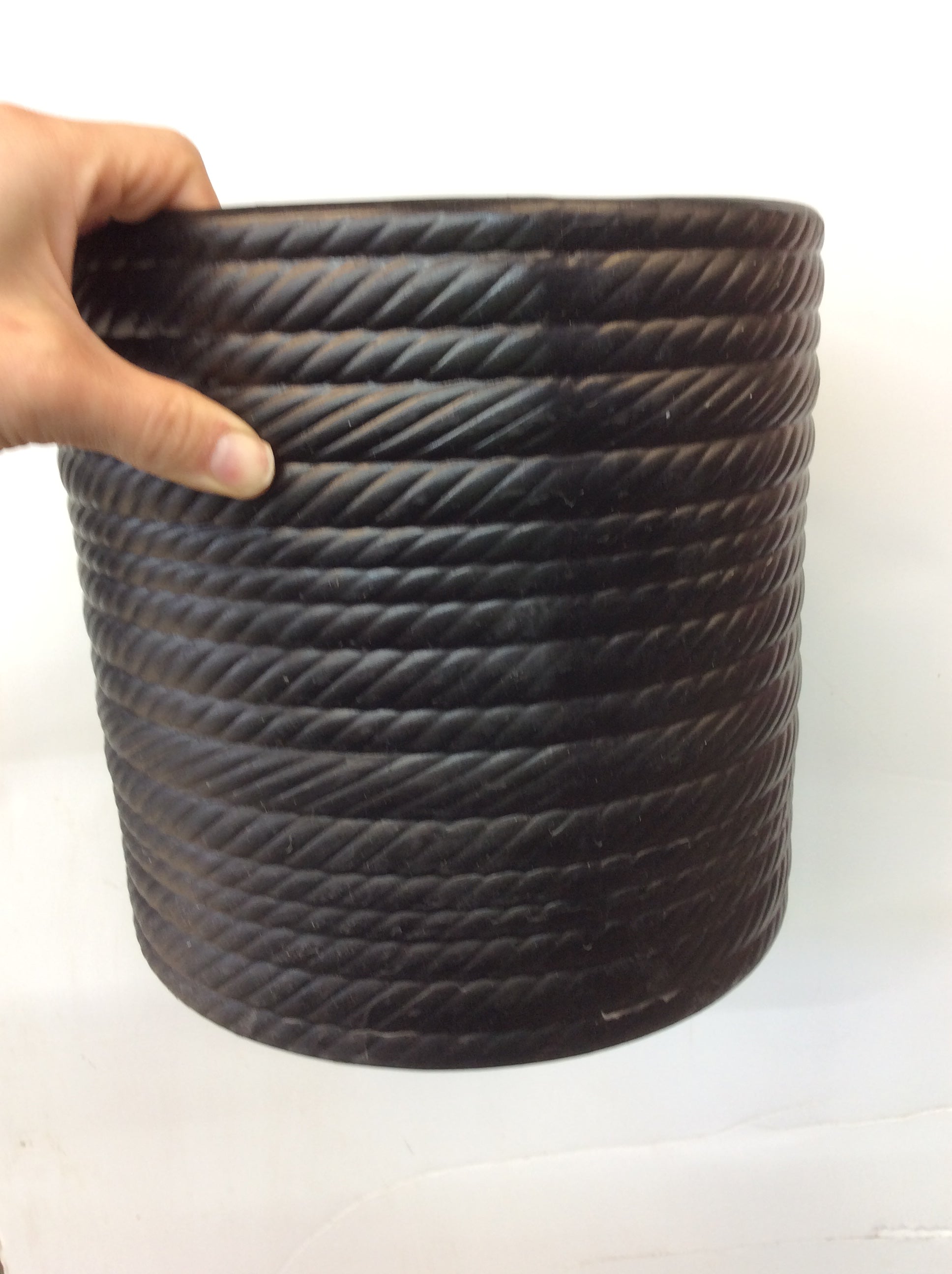 Tau céramique noire 8,5"