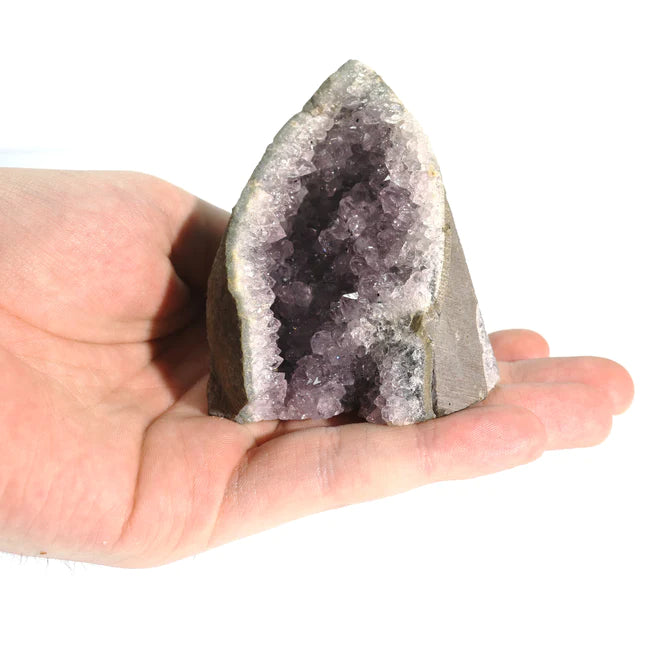 Amas d'améthyste brute